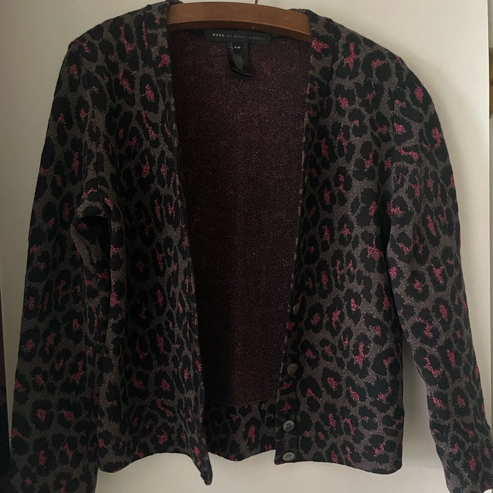 Pink Marc Jacobs metallic leopard print cardigan 🩷